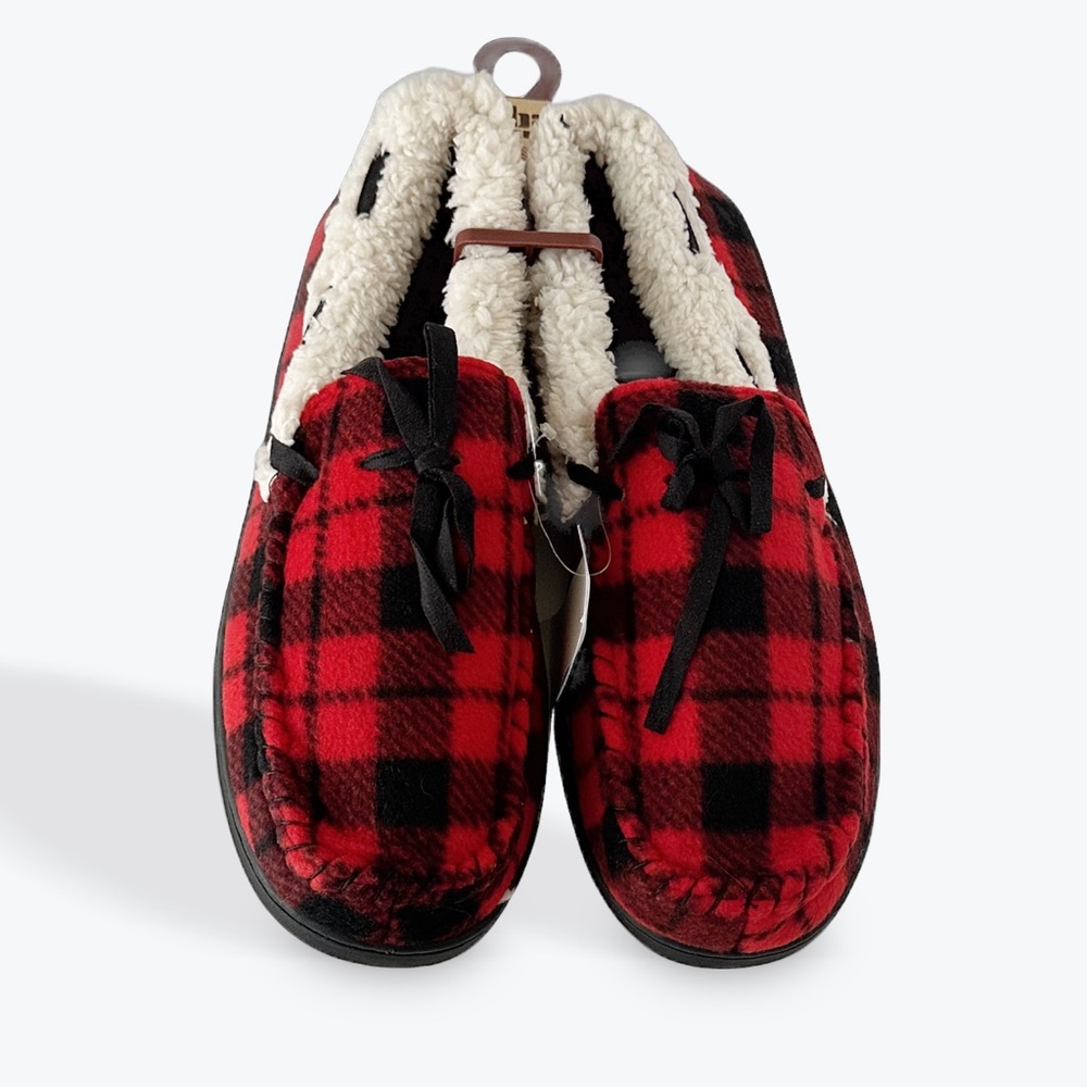 Urban Pipeline Men’s Buffalo Plaid Moccasin Slippers – Size L (10–11)
